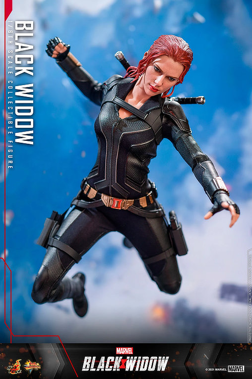 Black Widow: Natasha Romanoff - Black Suit, 1/6 Figur von Hot Toys