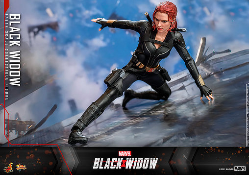 Black Widow: Natasha Romanoff - Black Suit, 1/6 Figur von Hot Toys