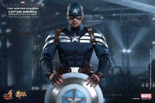 Captain America - The Winter Soldier: Captain America - Stealth S.T.R.I.K.E. Suit, 1/6 Figur von Hot Toys