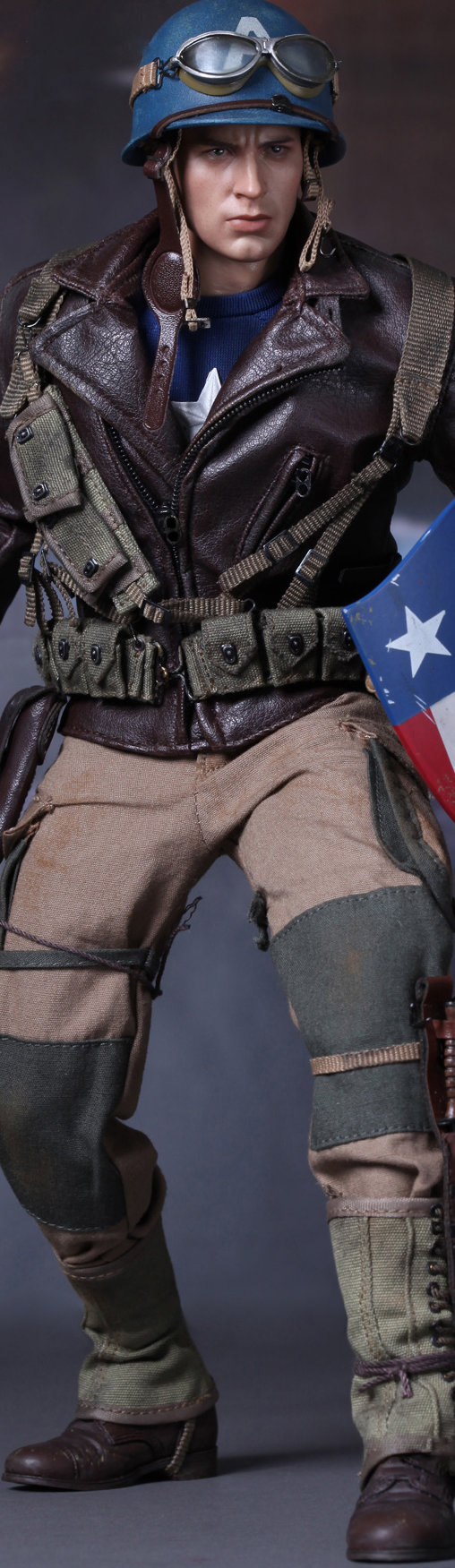 Captain America - The First Aveneger: Captain America - Rescue Uniform Version, 1/6 Figur von Hot Toys