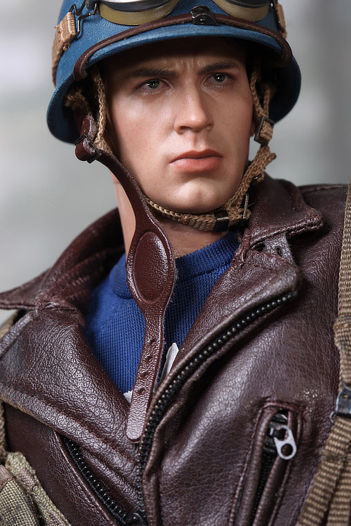 Captain America - The First Aveneger: Captain America - Rescue Uniform Version, 1/6 Figur von Hot Toys