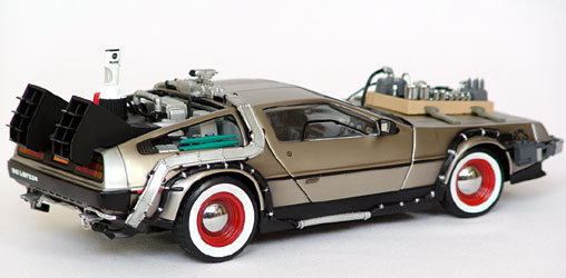 Zurück in die Zukunft 3: DeLorean, Fertig-Modell von Sun Star