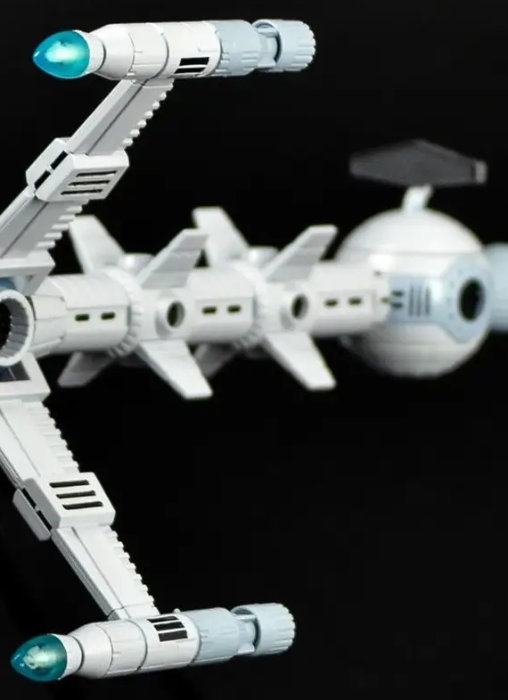 Captain Future: Comet, Fertig-Modell von HL Product