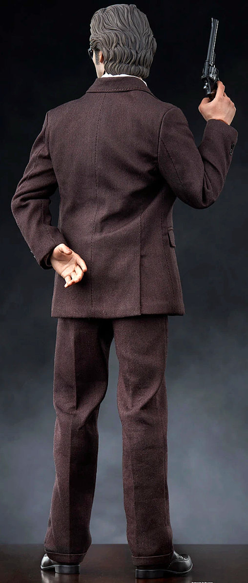 Dirty Harry: Harry Callahan - Finyl Act, 1/6 Figur ... https://spaceart.de/produkte/dth002-dirty-harry-callahan-finyl-act-variant-figur-sideshow.php