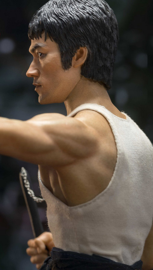 Die Todeskralle schlägt wieder zu: Bruce Lee, Statue von Star Ace
