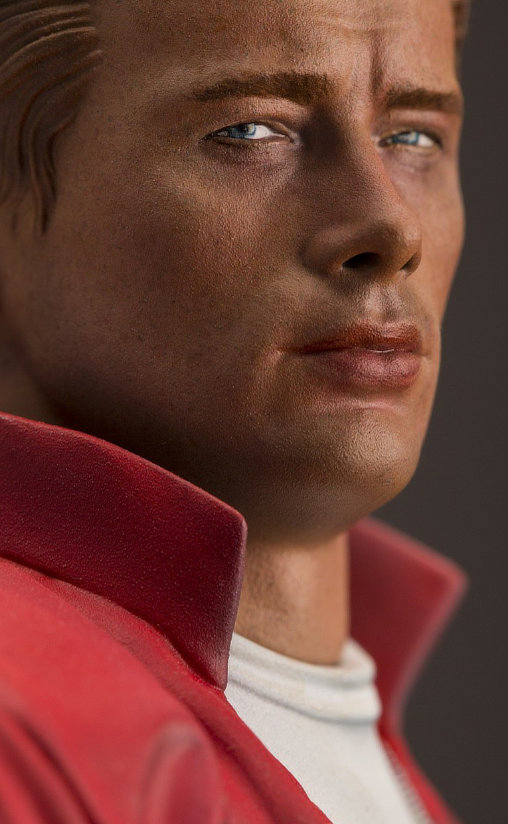 Denn sie wissen nicht, was sie tun: Jim Stark, Statue von Infinite Statue