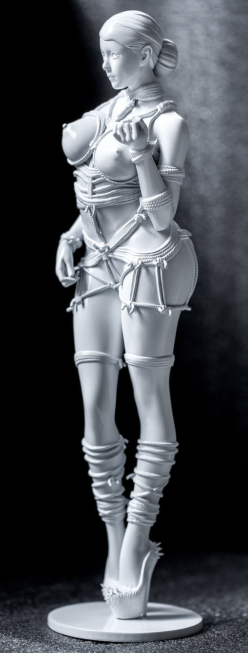 Enjoy in White: Angelica, Statue von SPACEart