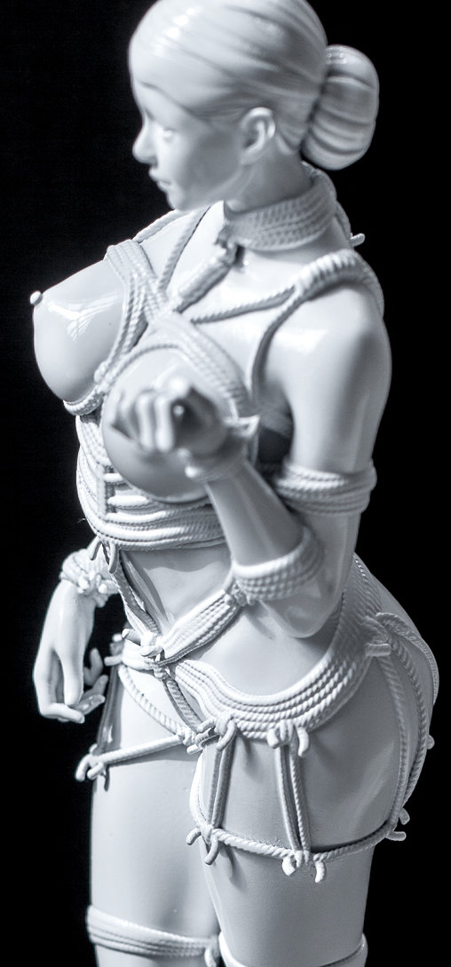 Enjoy in White: Angelica, Statue von SPACEart