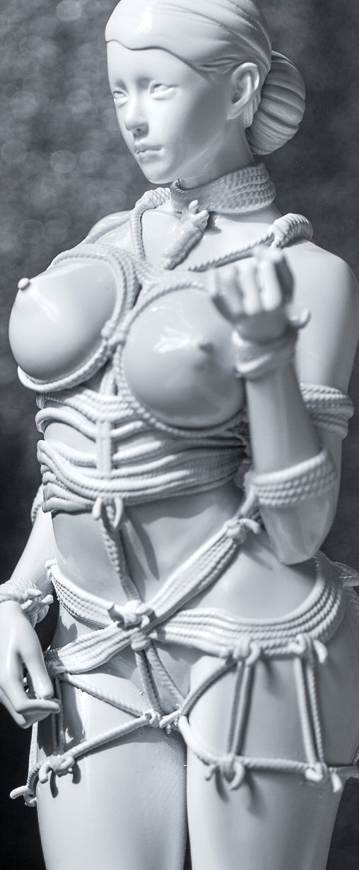 Enjoy in White: Angelica, Statue von SPACEart