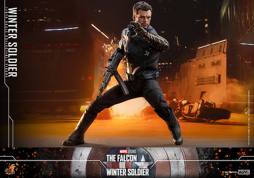 The Falcon and the Winter Soldier: Winter Soldier, 1/6 Figur von Hot Toys