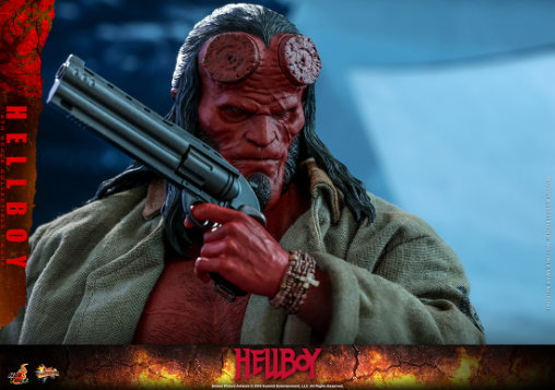 Hellboy - Call of Darkness: Hellboy, 1/6 Figur von Hot Toys