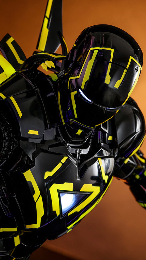 Iron Man 2: Neon Tech Iron Man 2.0 - DieCast, 1/6 Figur von Hot Toys