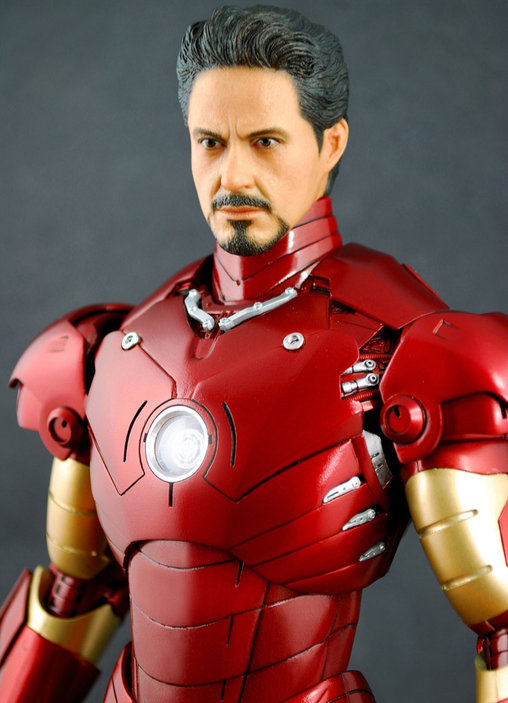 Iron Man 1: Iron Man Mark III, 1/6 Figur von Hot Toys