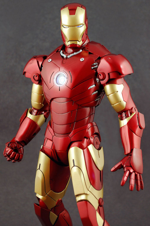 Iron Man 1: Iron Man Mark III, 1/6 Figur von Hot Toys