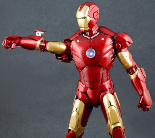 Iron Man 1: Iron Man Mark III, 1/6 Figur von Hot Toys