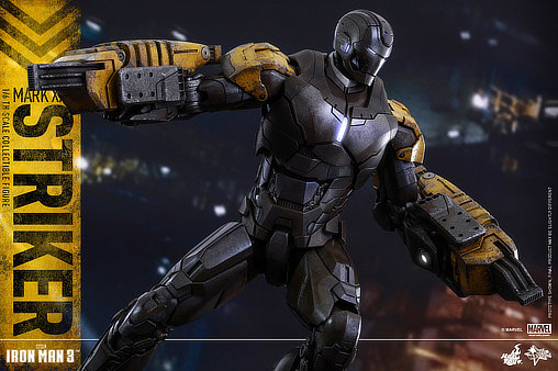 Iron Man 3: Iron Man Mark XXV Striker, 1/6 Figur von Hot Toys