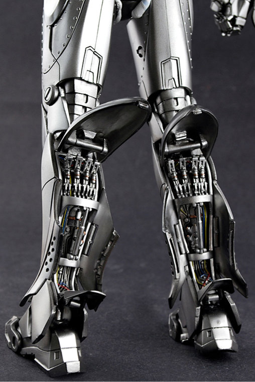 Iron Man 1: Iron Man Mark II, 1/6 Figur von Hot Toys