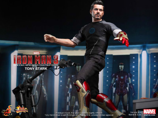 Iron Man 3: Tony Stark - Armor Testing Version, 1/6 Figur von Hot Toys
