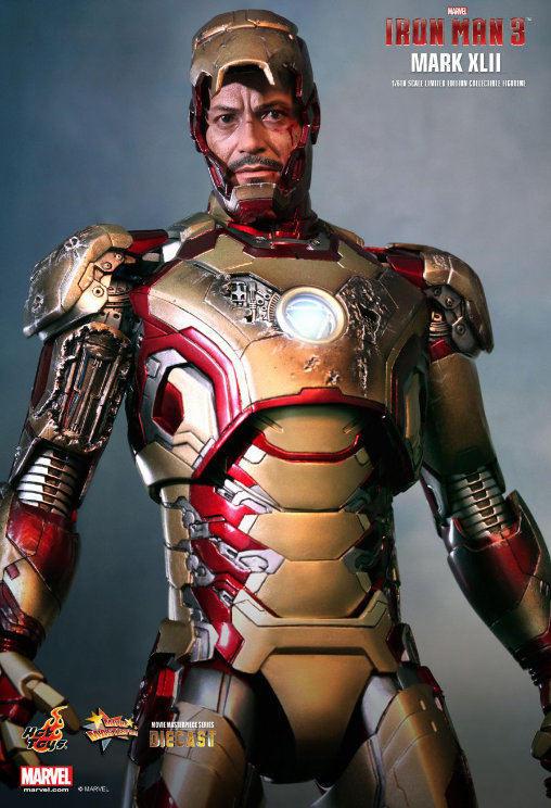 Iron Man 3: Iron Man Mark XLII - DieCast, 1/6 Figur von Hot Toys