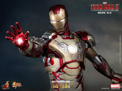 Iron Man 3: Iron Man Mark XLII - DieCast, 1/6 Figur von Hot Toys