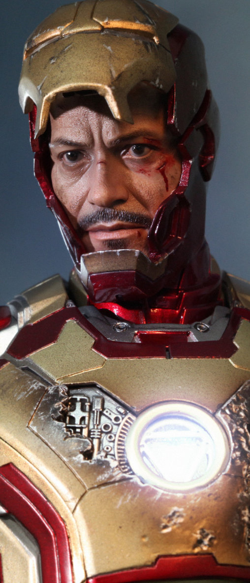 Iron Man 3: Iron Man Mark XLII - DieCast, 1/6 Figur von Hot Toys