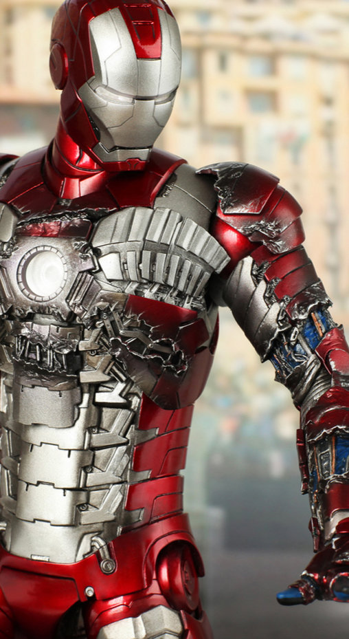 Iron Man 2: Iron Man Mark V, 1/6 Figur von Hot Toys