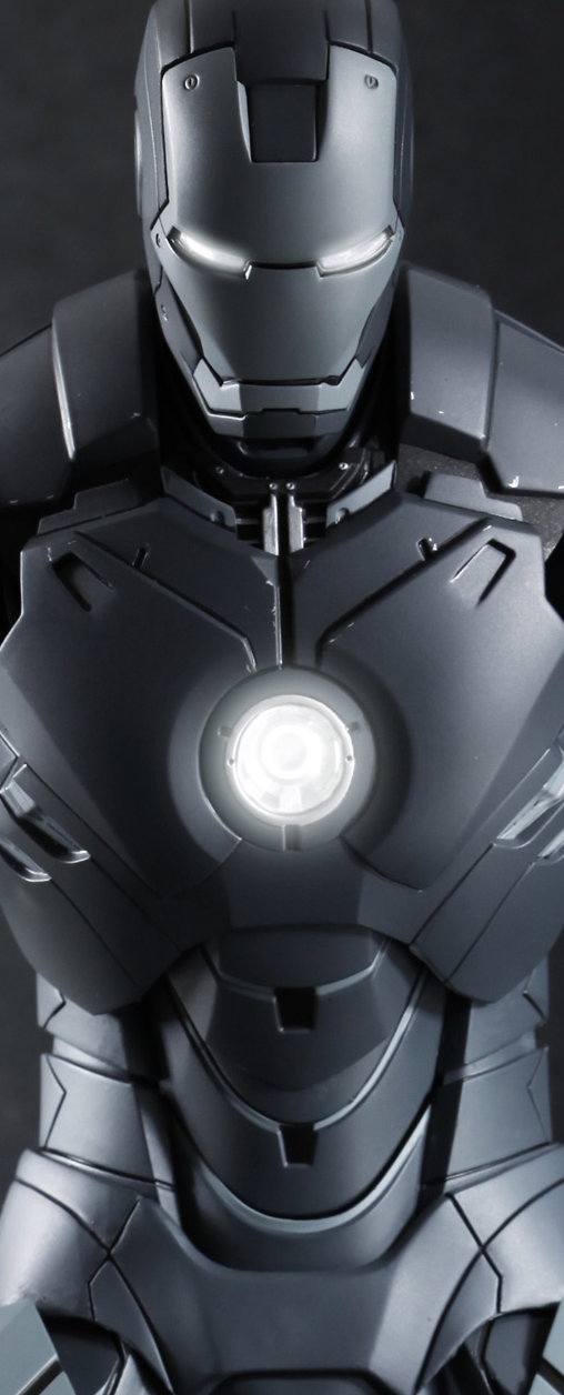 Iron Man 2: Iron Man Mark IV - Secret Project, 1/6 Figur von Hot Toys
