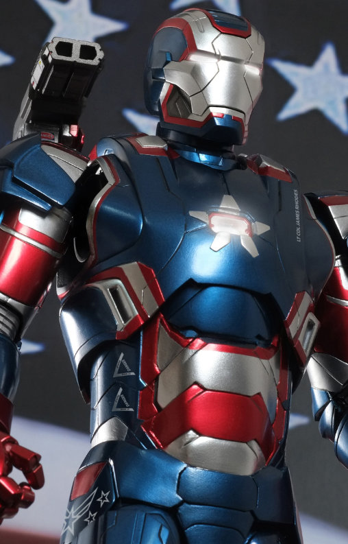Iron Man 3: Iron Patriot - DieCast, 1/6 Figur von Hot Toys