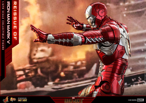 Iron Man 2: Iron Man Mark V - DieCast, 1/6 Figur von Hot Toys