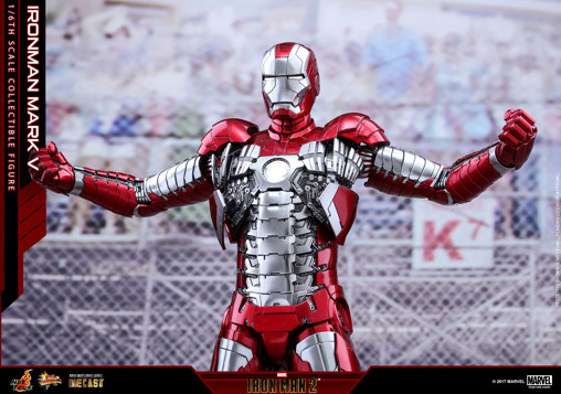 Iron Man 2: Iron Man Mark V - DieCast, 1/6 Figur von Hot Toys