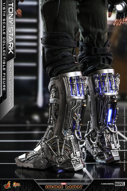 Iron Man 1: Tony Stark - Mech Test Version, 1/6 Figur von Hot Toys