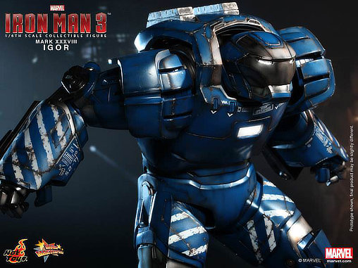 Iron Man 3: Igor Mark XXXVIII, 1/6 Figur von Hot Toys