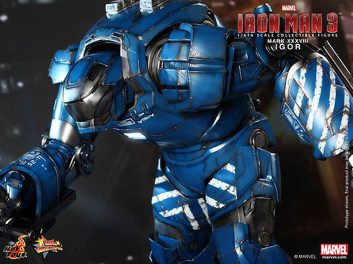 Iron Man 3: Igor Mark XXXVIII, 1/6 Figur von Hot Toys
