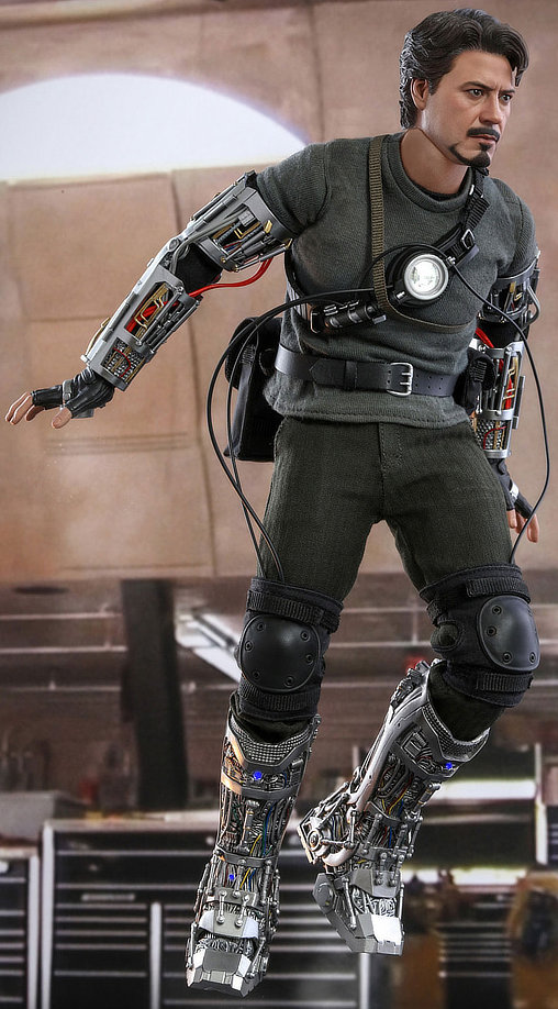 Iron Man 1: Tony Stark - Mech Test Version - Deluxe, 1/6 Figur ... https://spaceart.de/produkte/irm026-iron-man-1-tony-stark-mech-test-version-deluxe-figur-hot-toys-mms582-906793-4895228605863-robert-downey-jr-spaceart.php