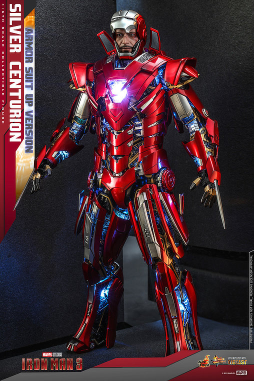 Iron Man 3: Silver Centurion - Armor Suit Up Version, 1/6 Figur von Hot Toys