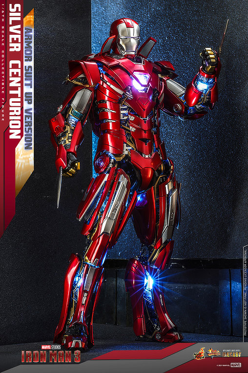 Iron Man 3: Silver Centurion - Armor Suit Up Version, 1/6 Figur von Hot Toys