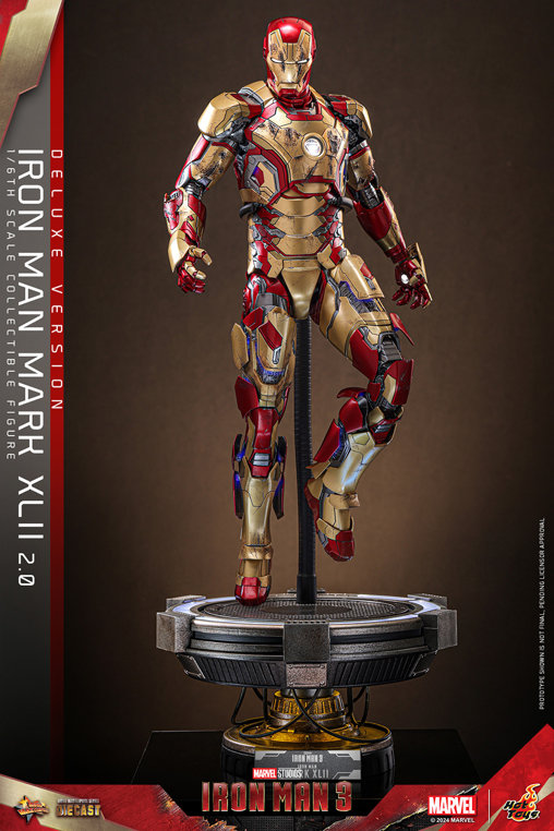 Iron Man 3: Iron Man Mark XLII 2.0 - Deluxe - DieCast, 1/6 Figur von Hot Toys