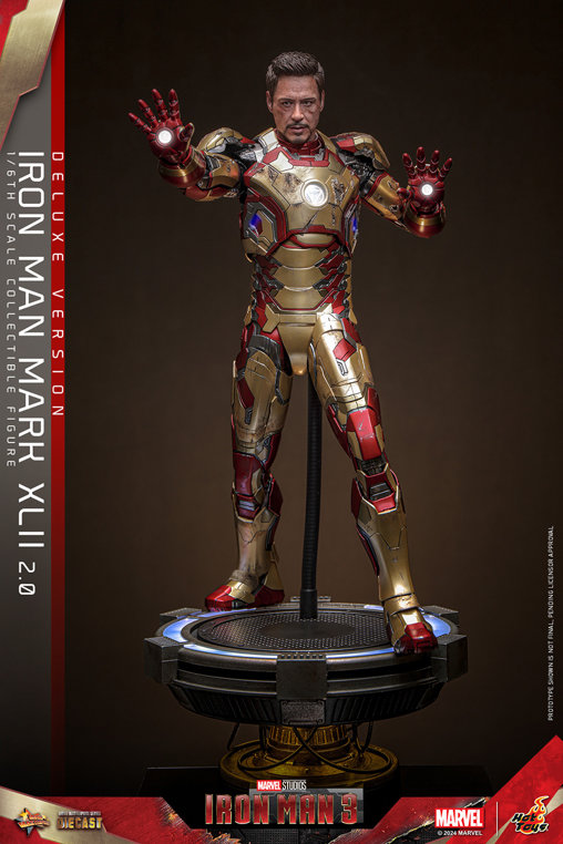 Iron Man 3: Iron Man Mark XLII 2.0 - Deluxe - DieCast, 1/6 Figur von Hot Toys
