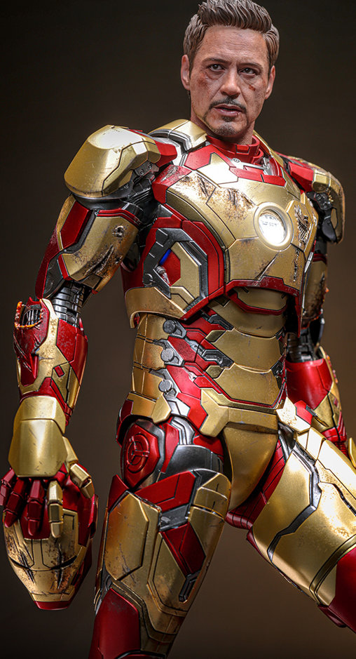 Iron Man 3: Iron Man Mark XLII 2.0 - Deluxe - DieCast, 1/6 Figur von Hot Toys