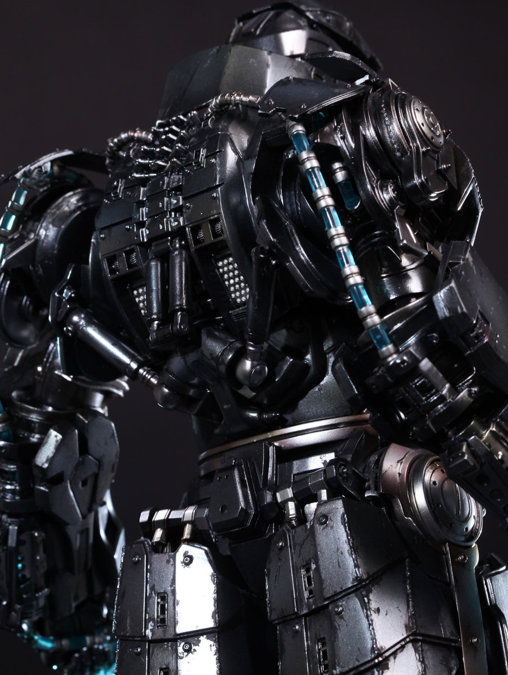 Iron Man 2: Whiplash Mark II - DieCast, 1/6 Figur von Hot Toys