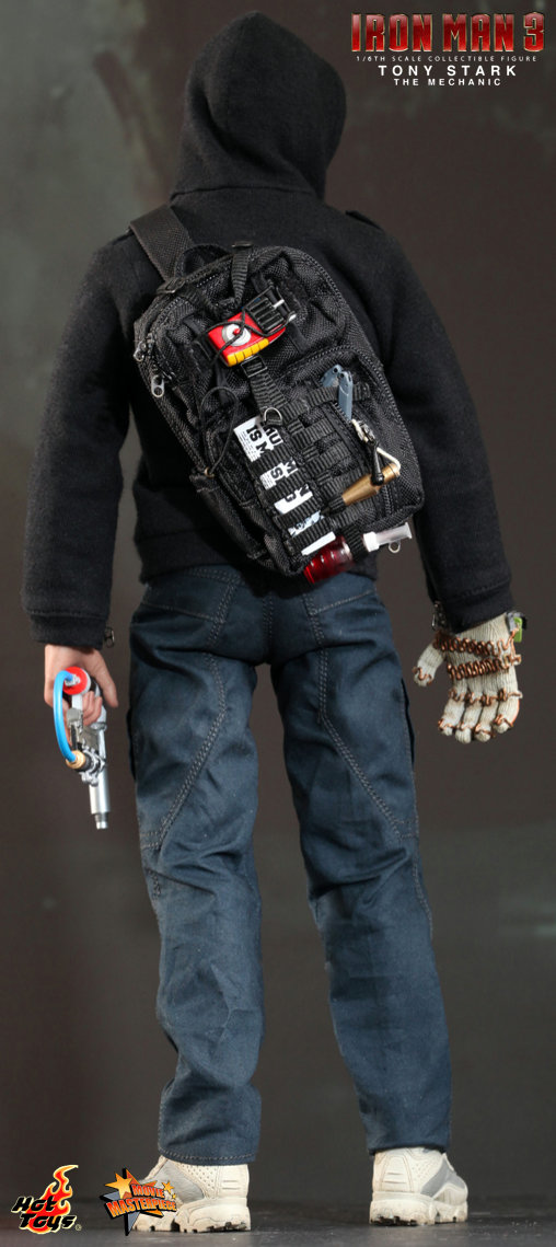 Iron Man 3: Tony Stark - The Mechanic, 1/6 Figur von Hot Toys