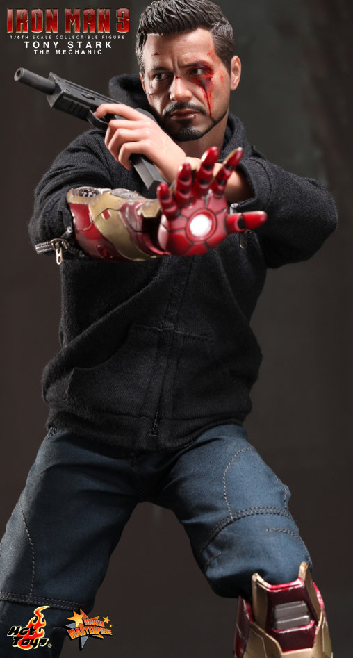 Iron Man 3: Tony Stark - The Mechanic, 1/6 Figur von Hot Toys
