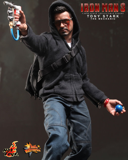 Iron Man 3: Tony Stark - The Mechanic, 1/6 Figur von Hot Toys