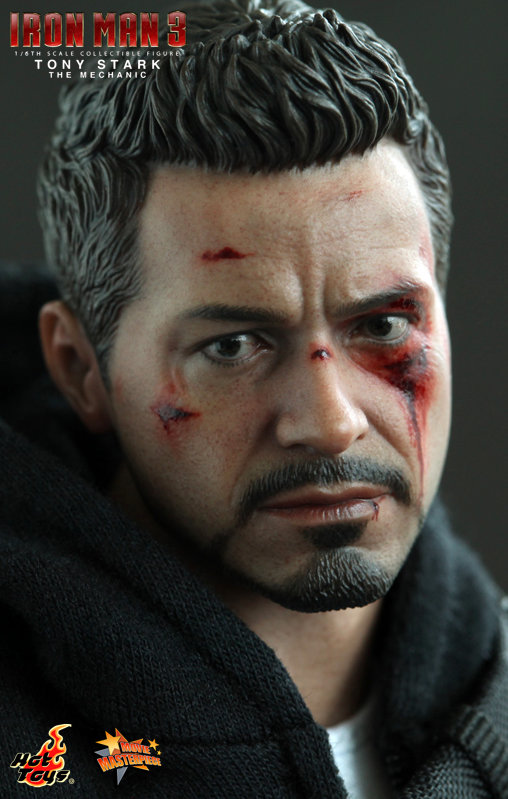 Iron Man 3: Tony Stark - The Mechanic, 1/6 Figur von Hot Toys
