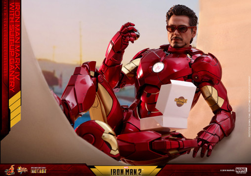 Iron Man 2: Iron Man Mark IV with Suit-Up Gantry von Hot Toys, weitere Produktansicht 10