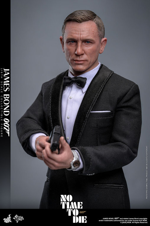 James Bond - Keine Zeit zu sterben: 007 James Bond, 1/6 Figur von Hot Toys