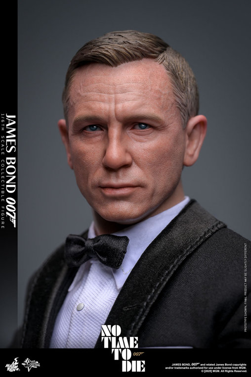 James Bond - Keine Zeit zu sterben: 007 James Bond, 1/6 Figur von Hot Toys