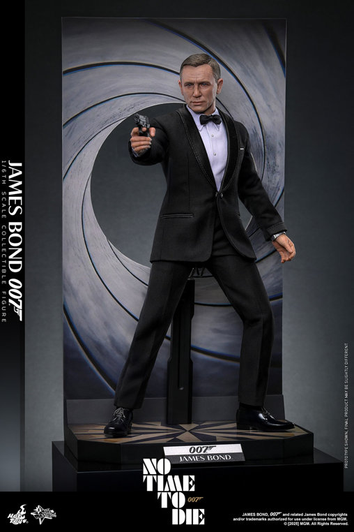 James Bond - Keine Zeit zu sterben: 007 James Bond, 1/6 Figur von Hot Toys