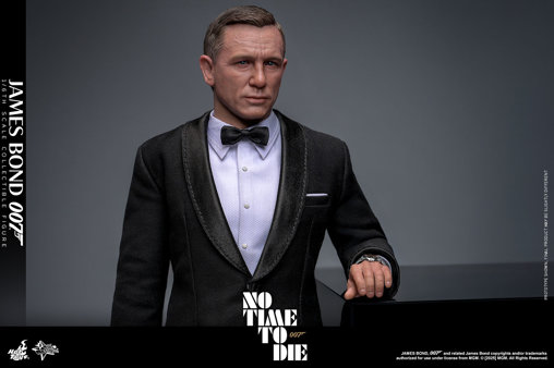 James Bond - Keine Zeit zu sterben: 007 James Bond, 1/6 Figur von Hot Toys