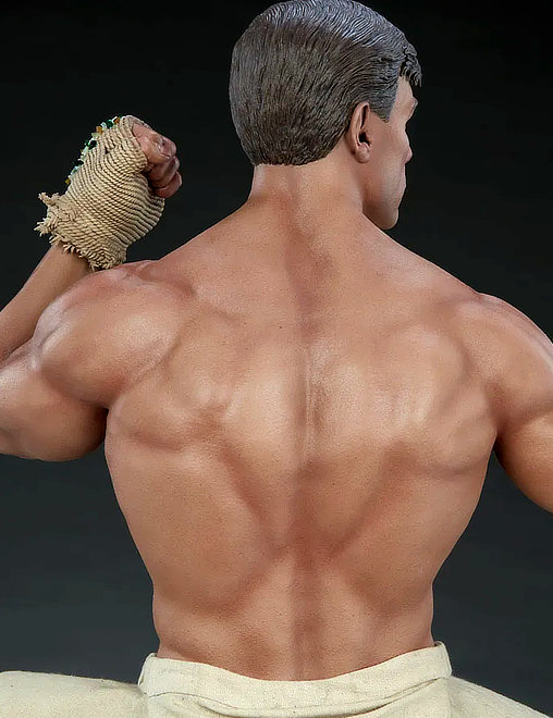 JCVD: Jean-Claude Van Damme - Muay Thai Tribute, Statue von PCS
